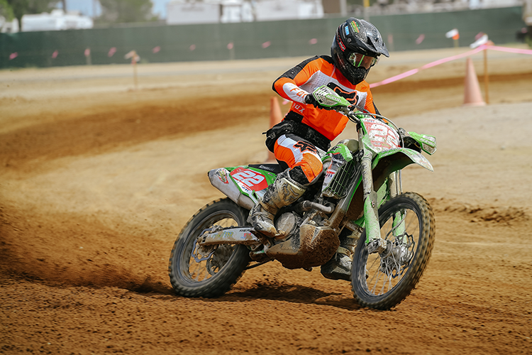 Dirt and Tires: How to Choose the Right Motocross Tyres Based on Dirt Conditions