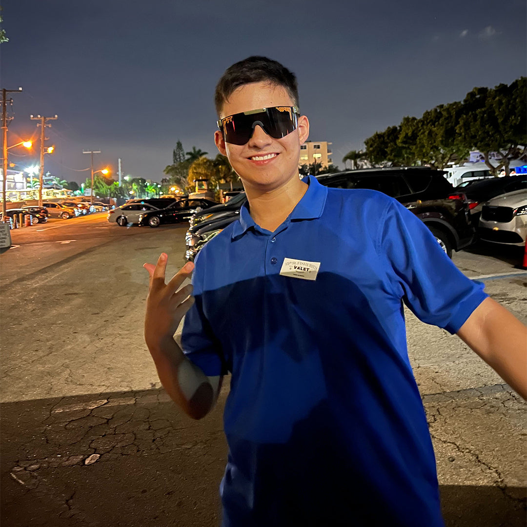 lifestyle - cool valet guy bug buck hunters