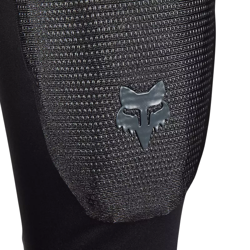 LAUNCH ELITE ELBOW GUARD - protective elbow guard designed for maximum support and comfort during sports and outdoor activities.