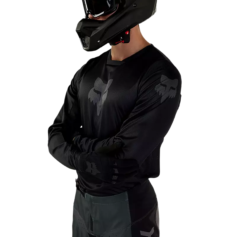 180 BLACKOUT JERSEY in a sleek black design, showcasing a modern athletic fit and high-quality fabric, perfect for sporty occasions.