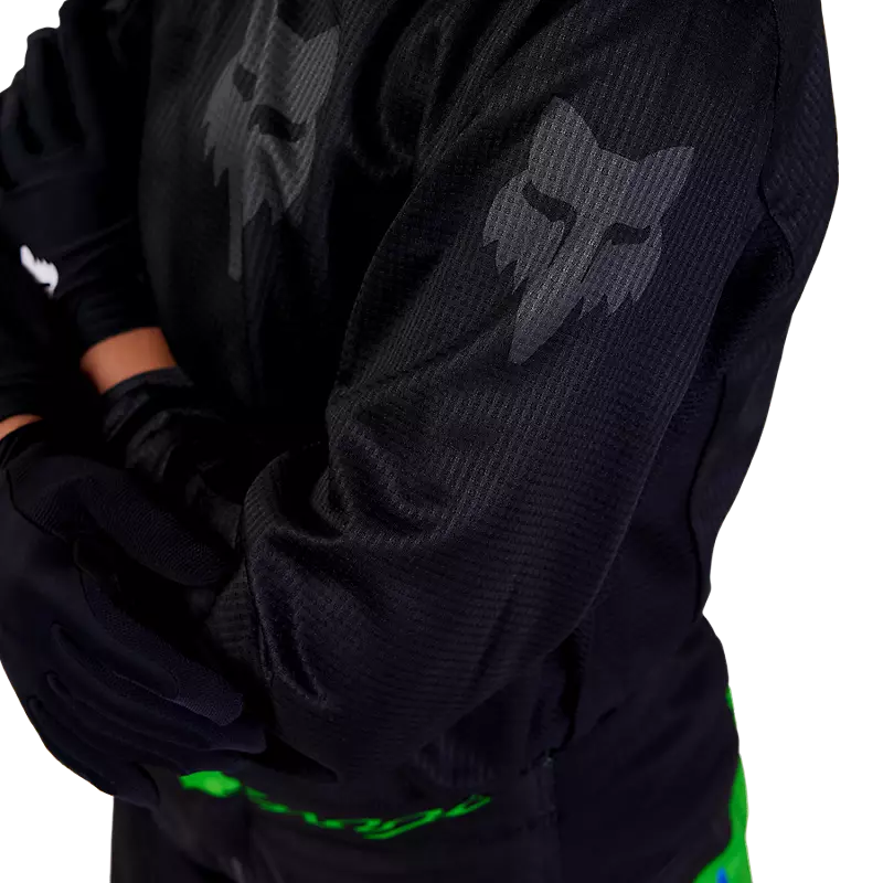 YTH BLACKOUT JERSEY - BLACK/BLACK