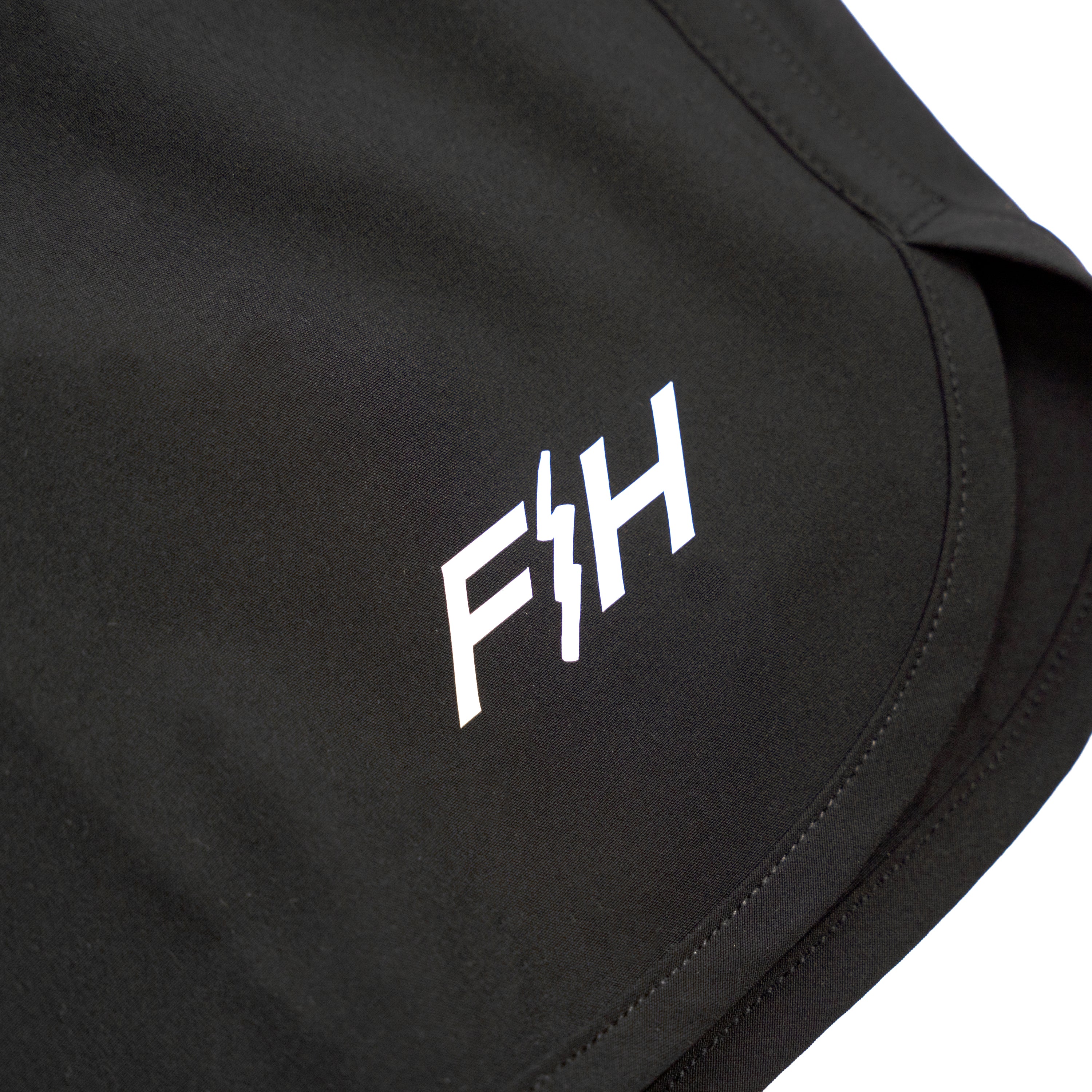 The Legend 21" Shorts