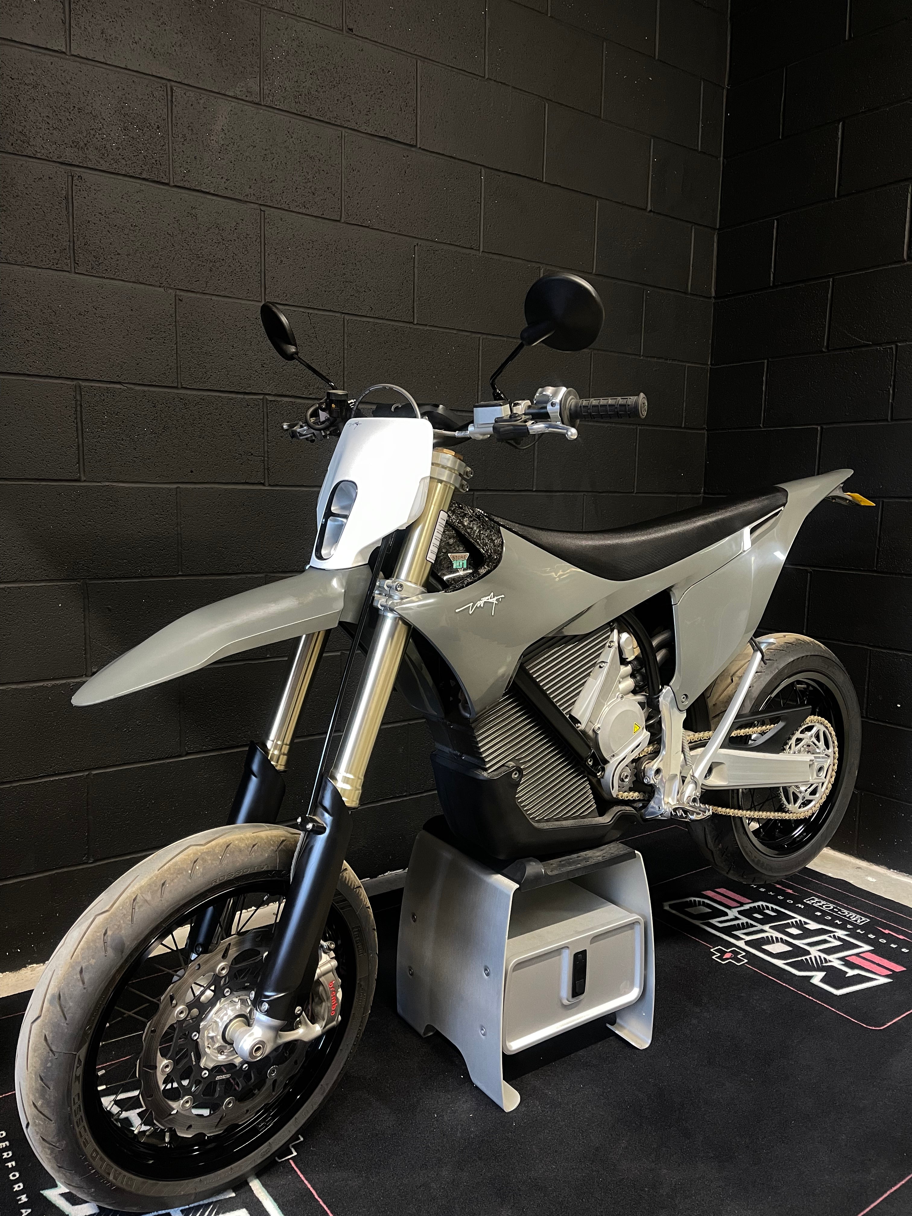 X DEMO - Stark Varg SM 80HP