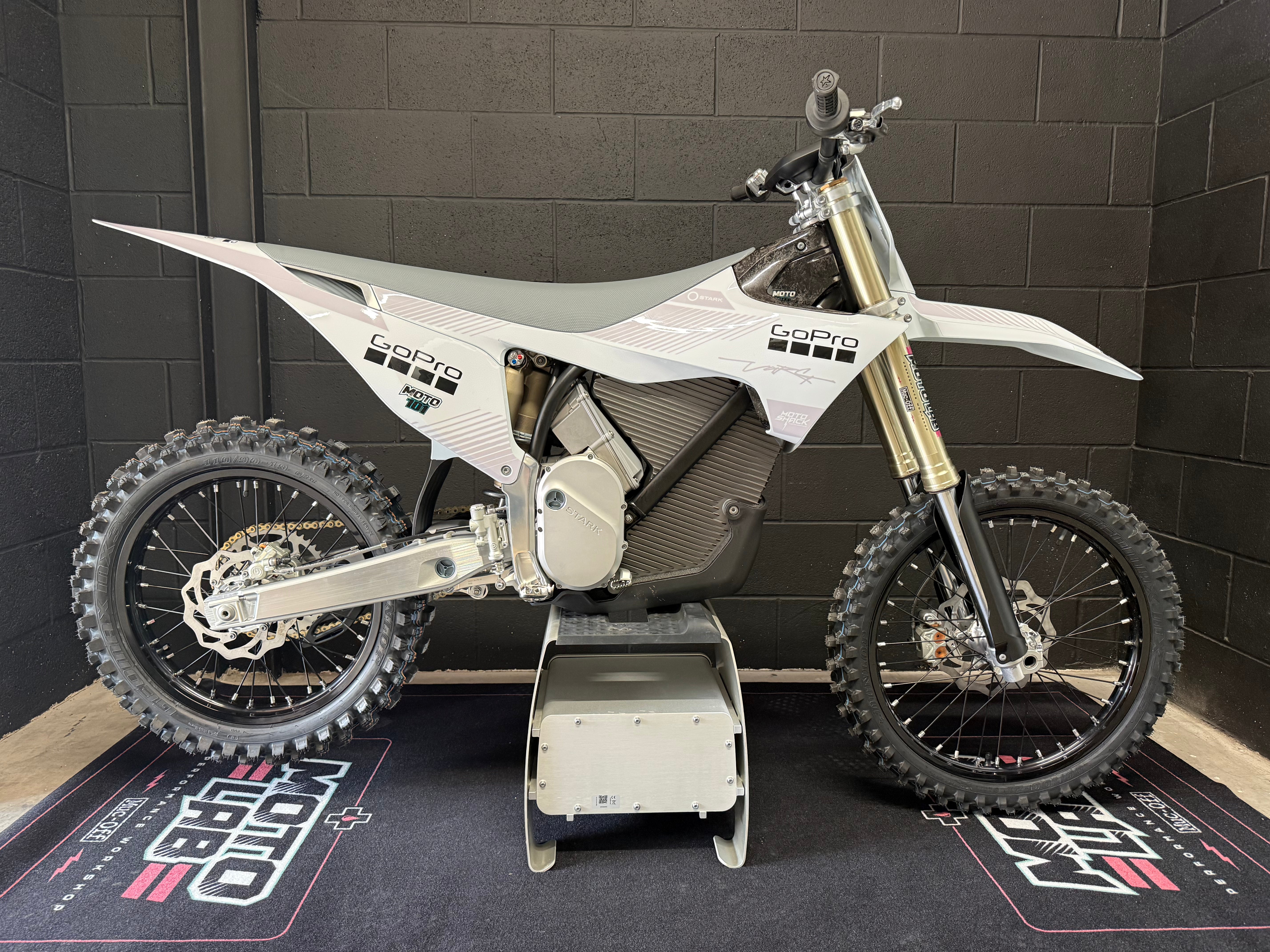 Stark Varg MX 1.2 80hp - GoPro Edition