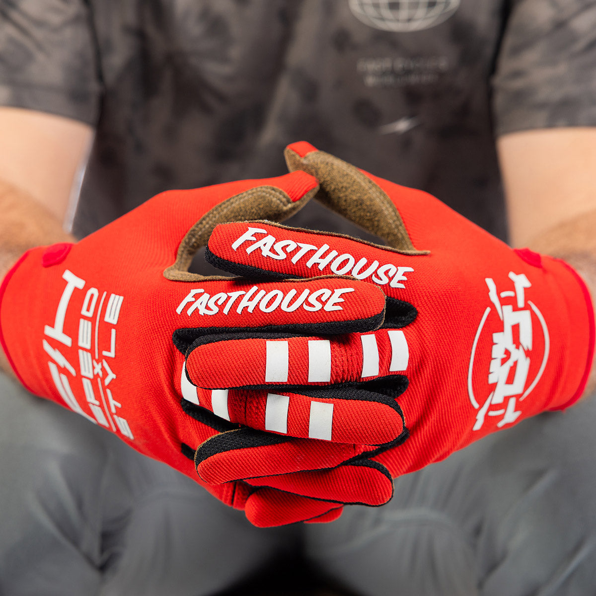 Impakt Utopia Glove - Red