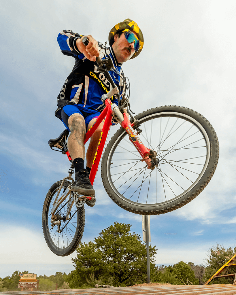 lifestyle - MTB dude getting air with Twea Party 2000s