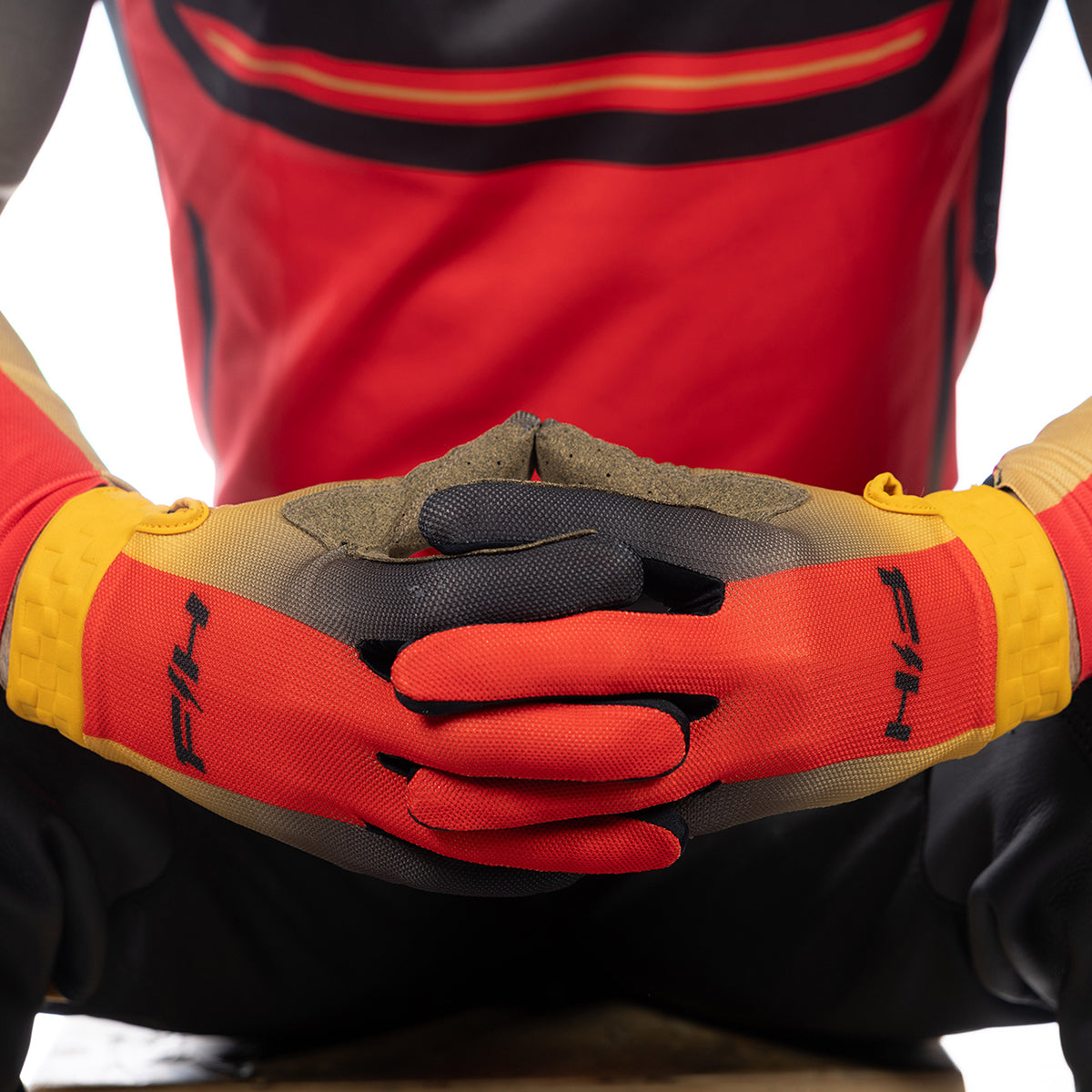 Vapor React Glove - Racing Red/Black