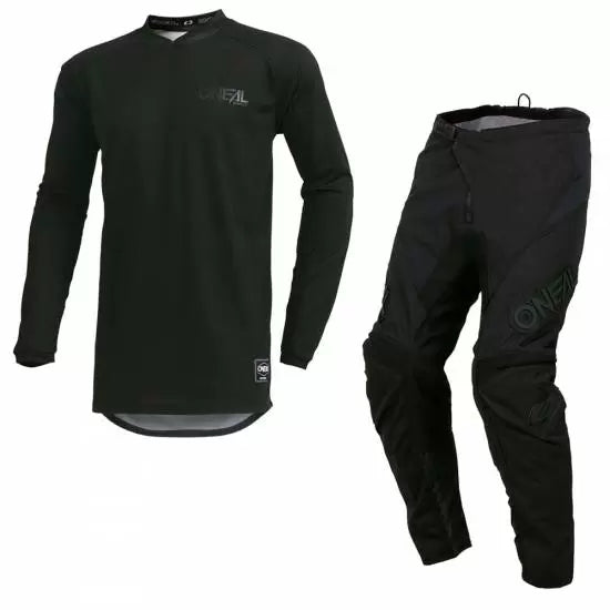 Black Element Classic Kit Combo featuring essential components.