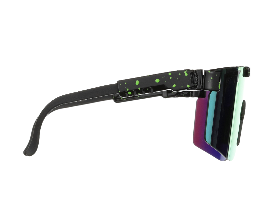 The Monster Bull Polarized