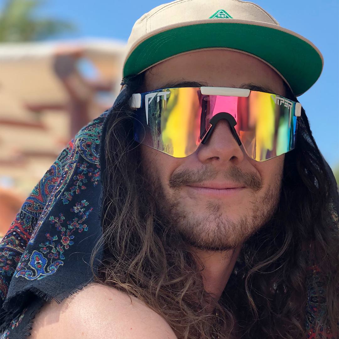 Wide / Pink Fade | Man wearing The Miami Nights Original from Pit Viper Sunglasses