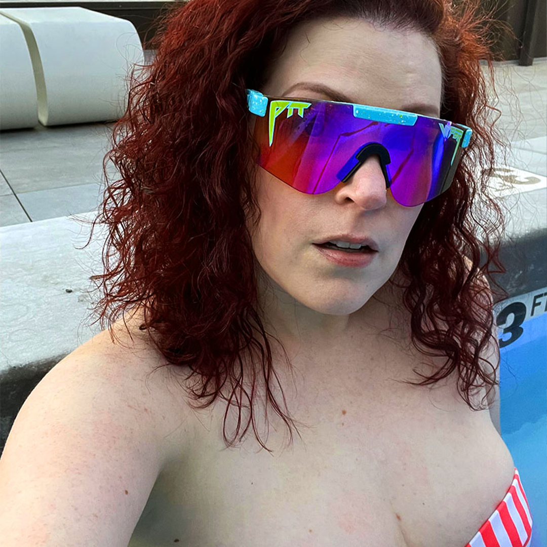 motorboat sunset double lifestyle