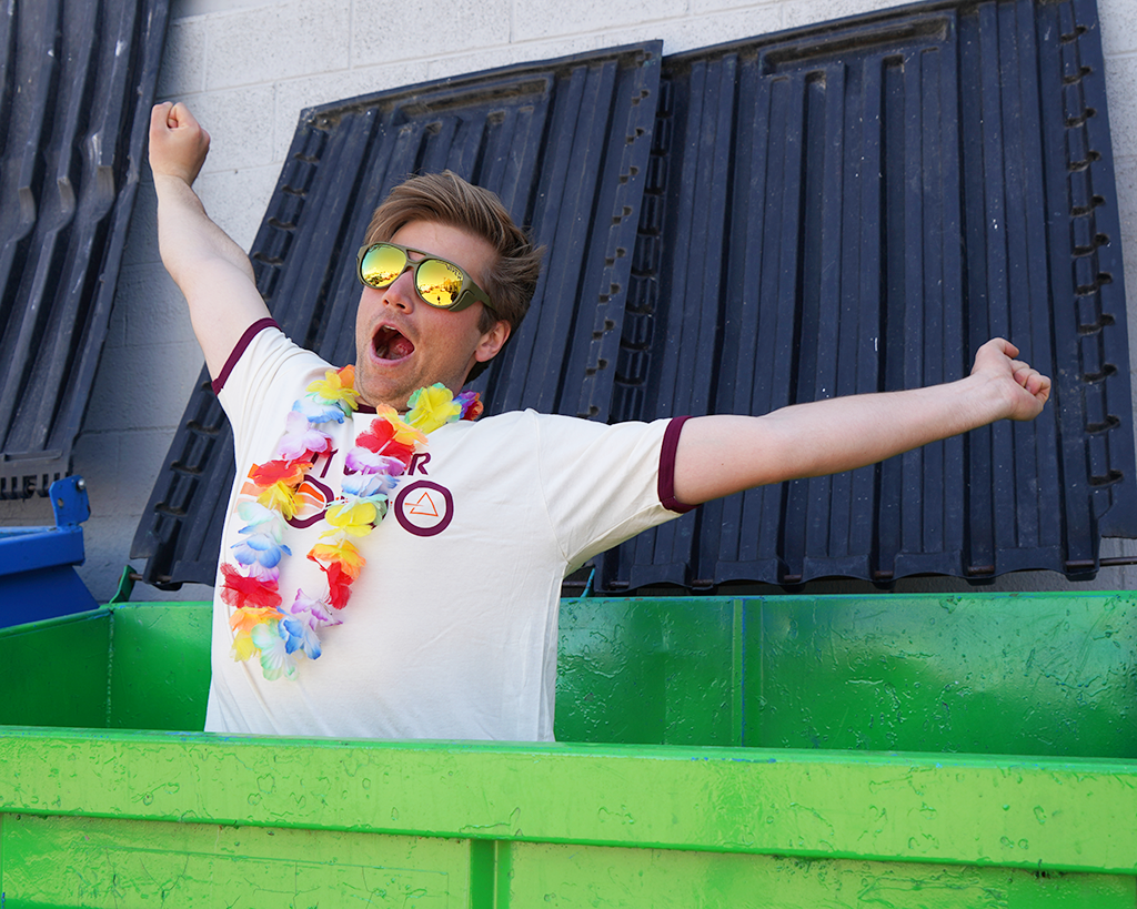Lifestyle - oorah photochromic dumpster boy