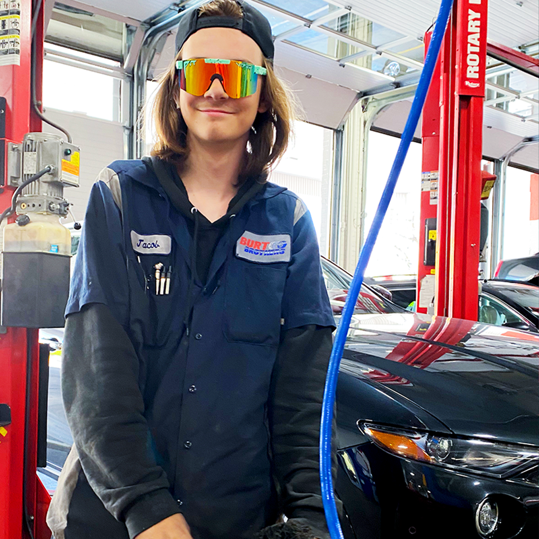 Narrow / Polarized Rainbow | Car mechanic wearing The Poseidon Original from Pit Viper Sunglasses