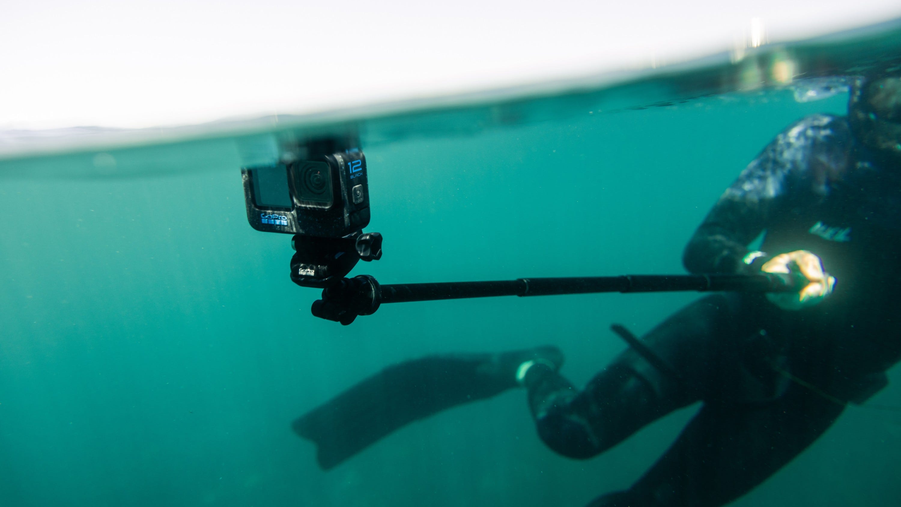 GoPro 4ft (1.2m) Extension Pole + Waterproof Shutter Remote