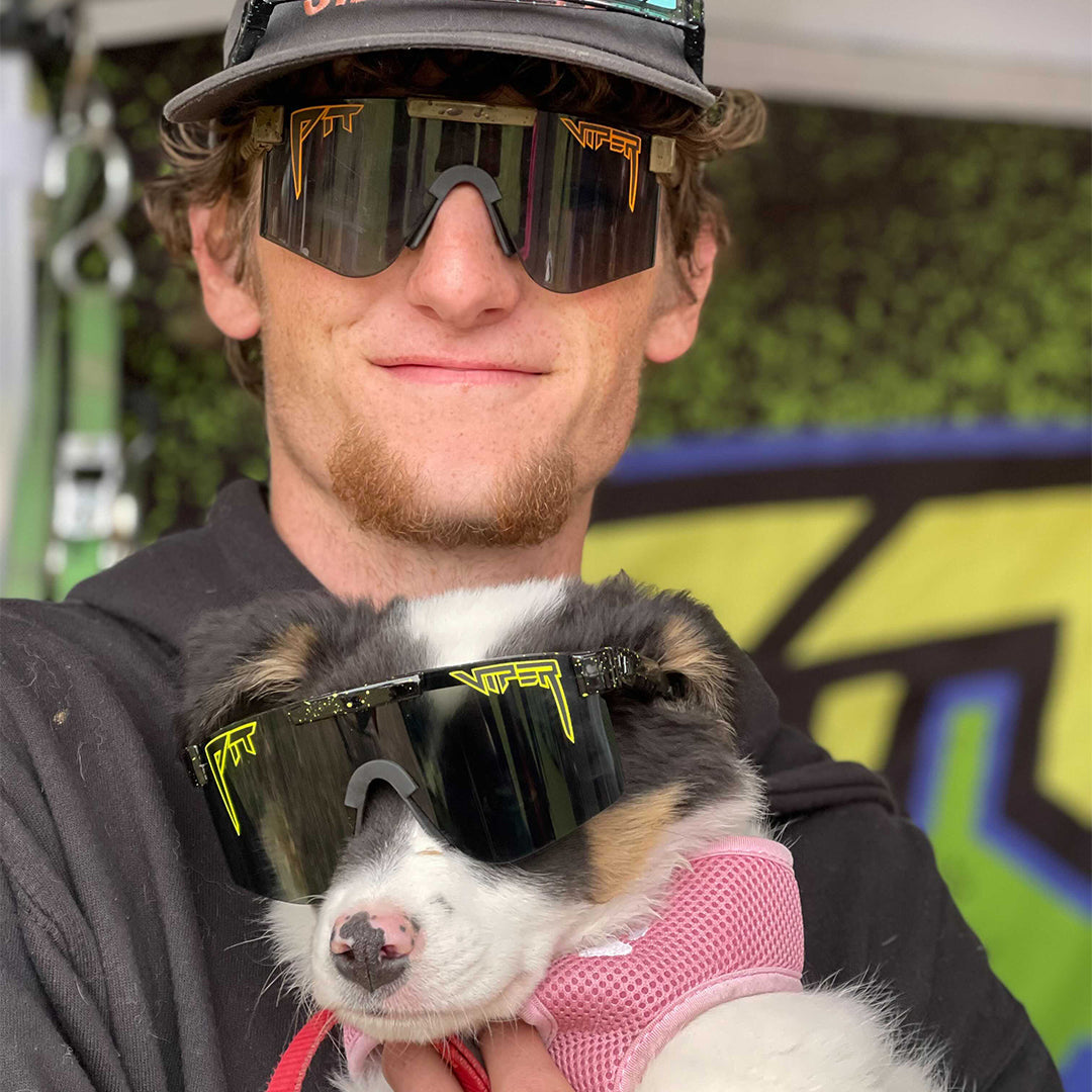 lifestyle - guy and cute puppy big buck hunters