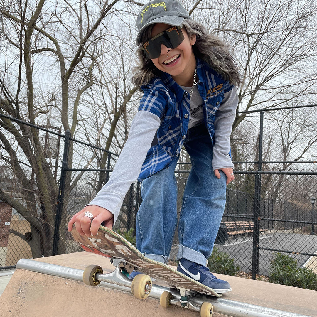 lifestyle - cool skater girl big buck hunters