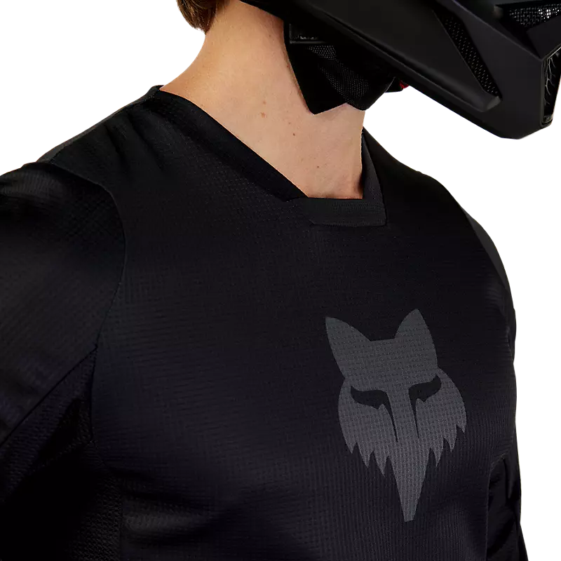 180 BLACKOUT JERSEY - BLACK