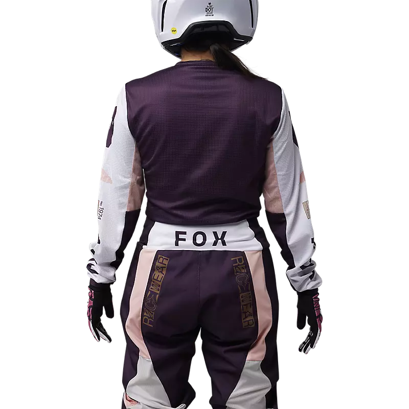 WMNS 180 RACE SPEC JERSEY in vibrant colors, designed for women, featuring breathable fabric and a modern fit for optimal performance in racing.