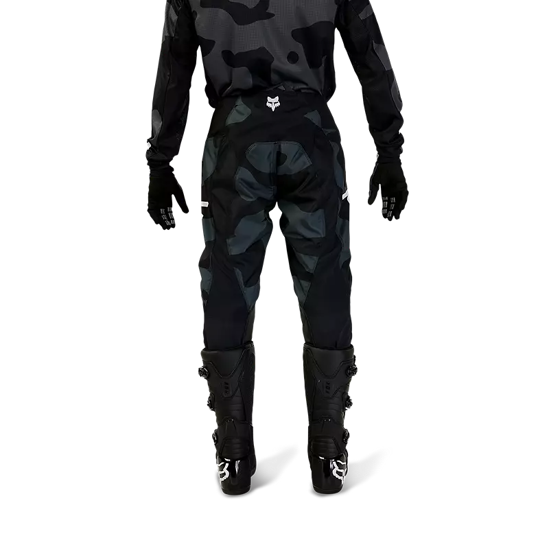 180 BNKR PANT in a stylish design, showcasing a comfortable fit and modern aesthetic, perfect for casual and active wear.