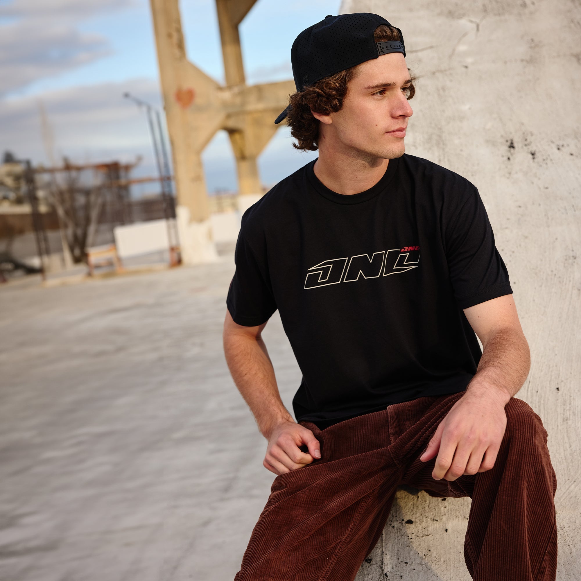 Horizon Tee - Black