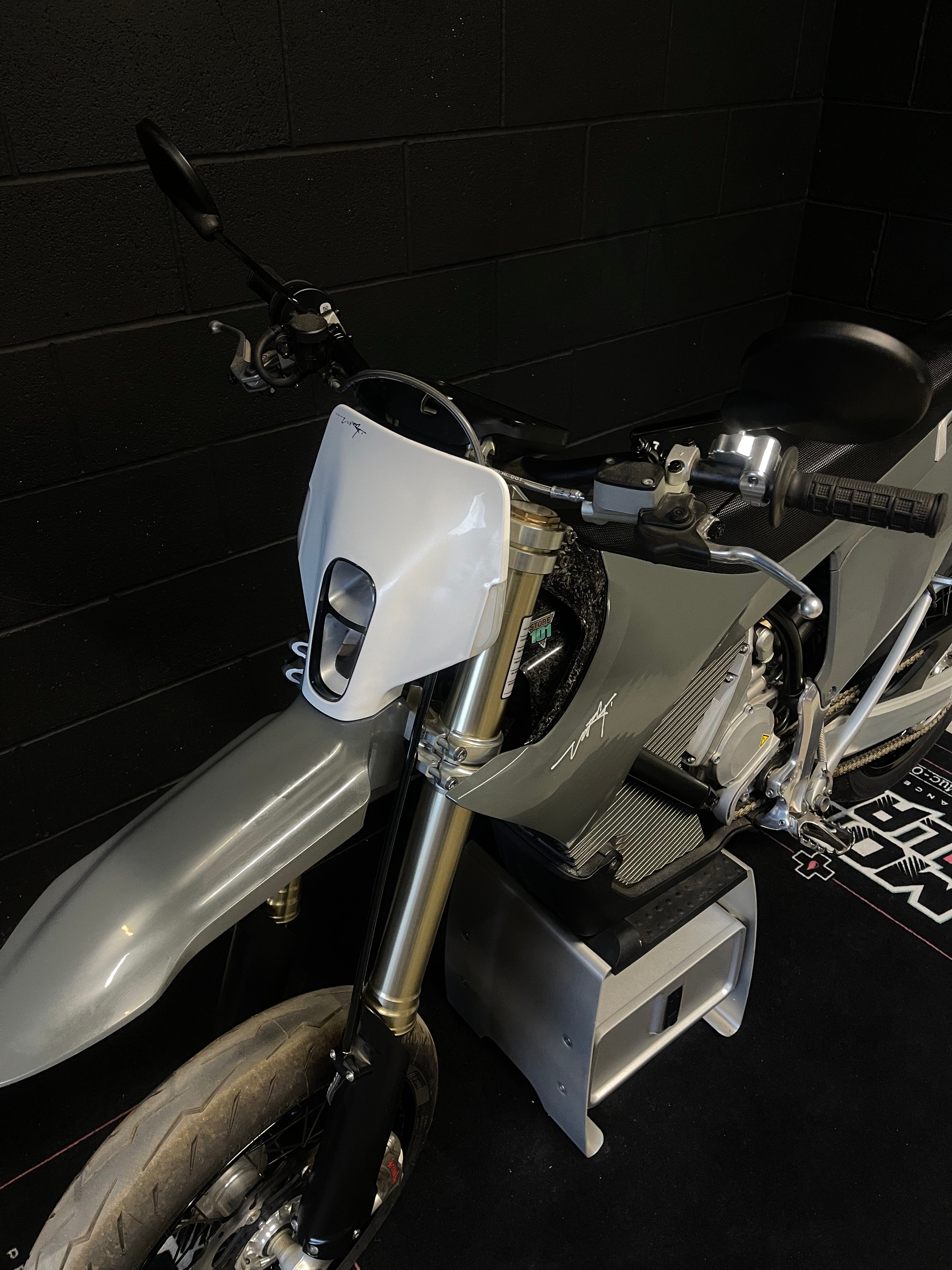 X DEMO - Stark Varg SM 80HP