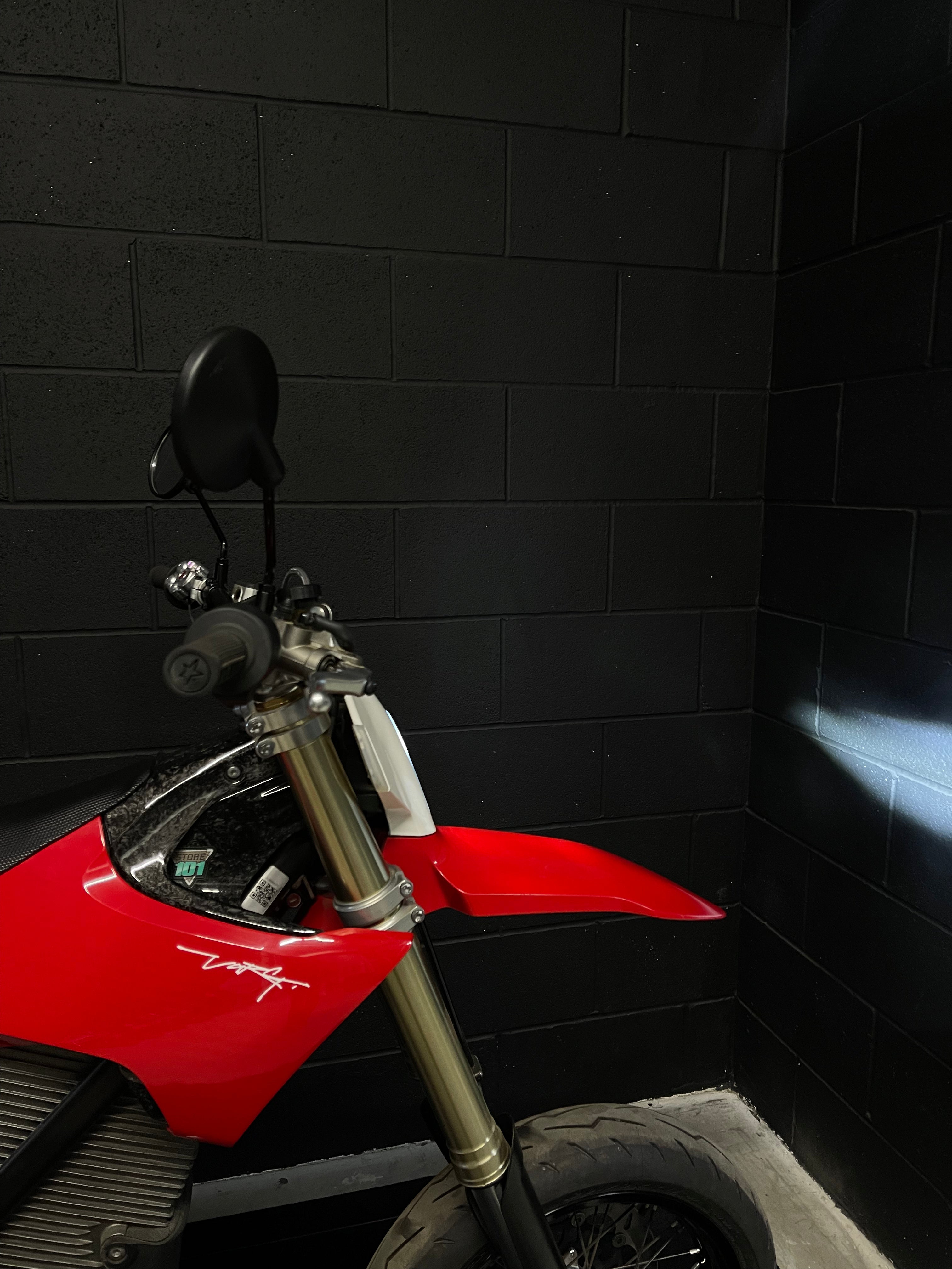 X DEMO - Stark Varg SM 80HP