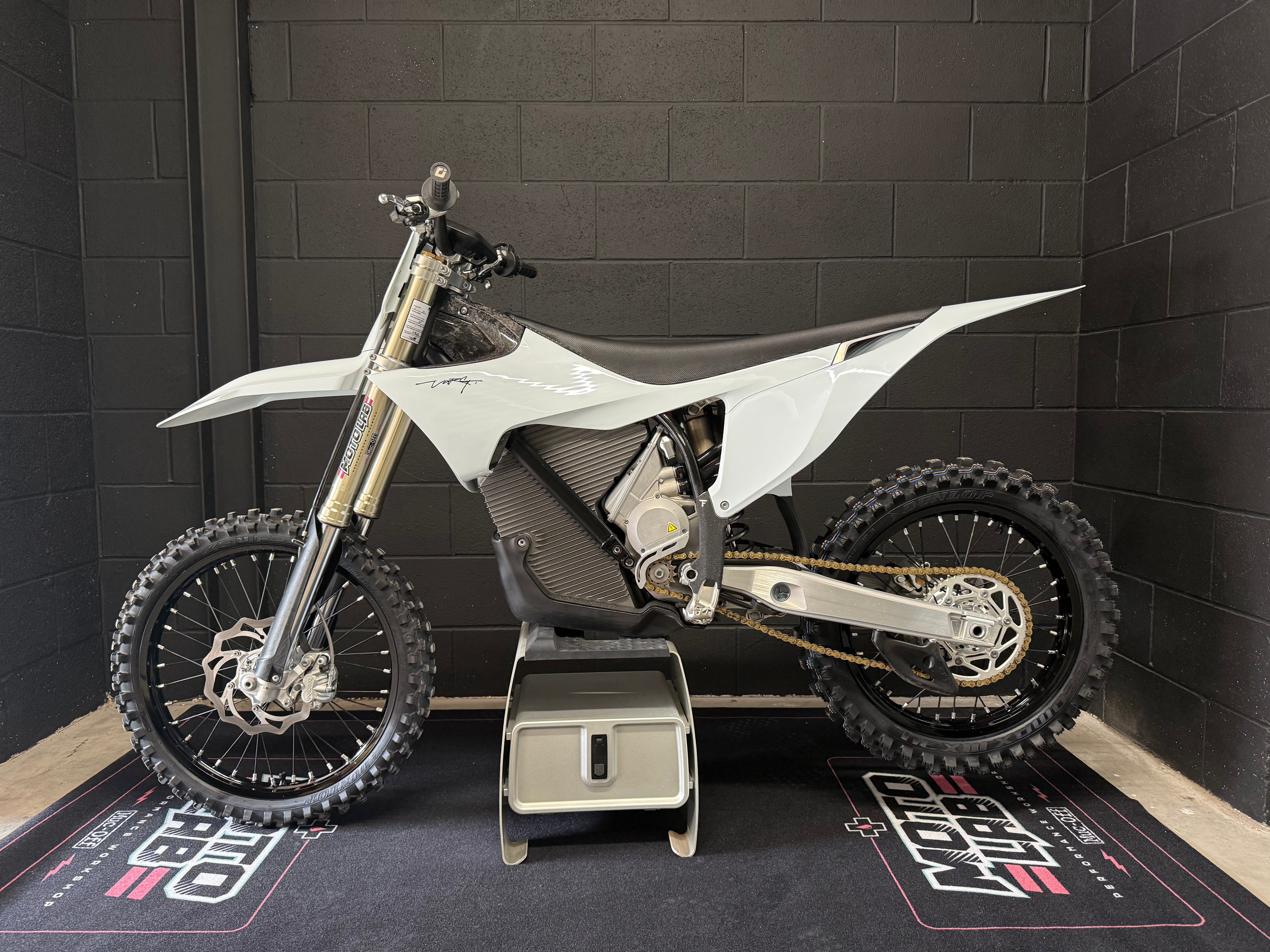 X DEMO - Stark Varg MX 1.2