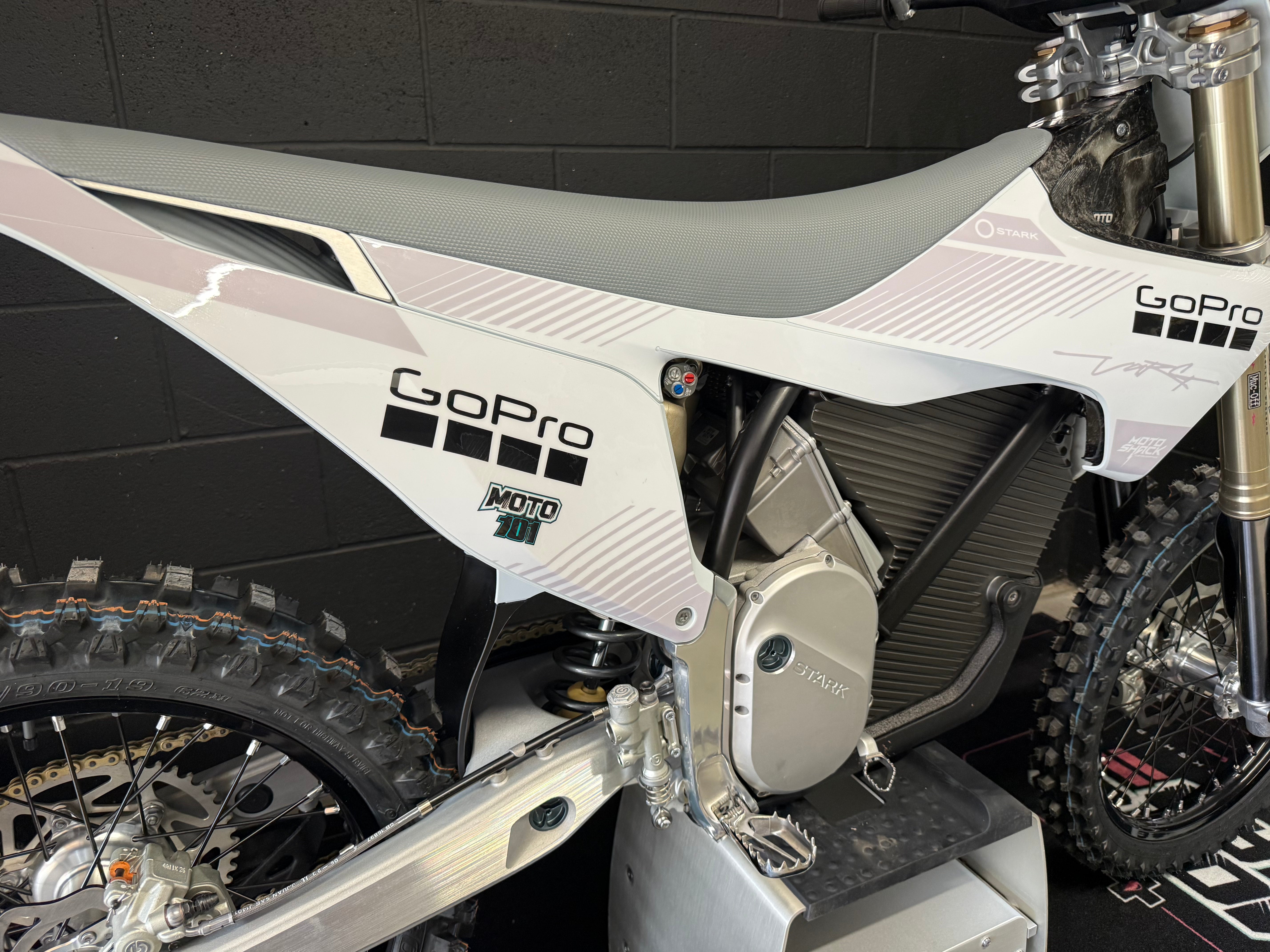 Stark Varg MX 1.2 80hp - GoPro Edition