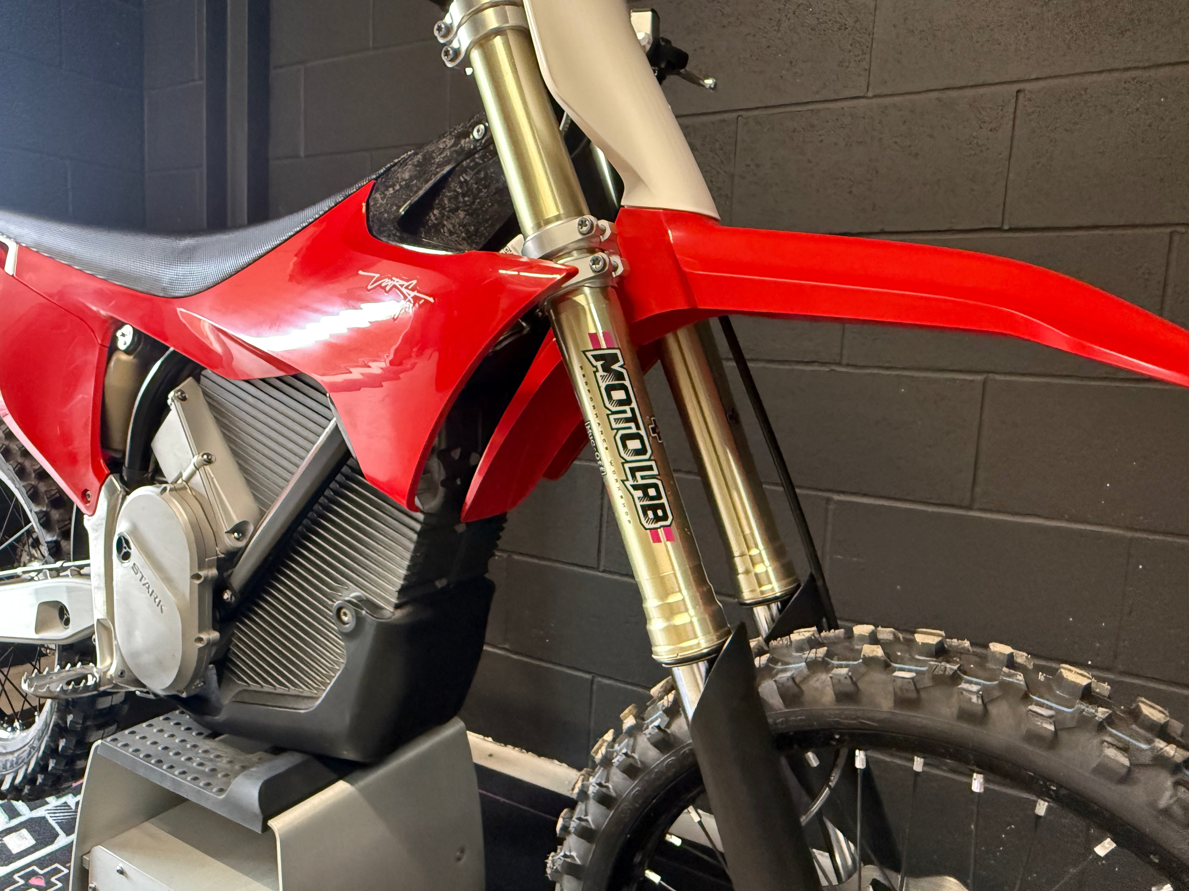 X DEMO - Stark Varg MX 1.2