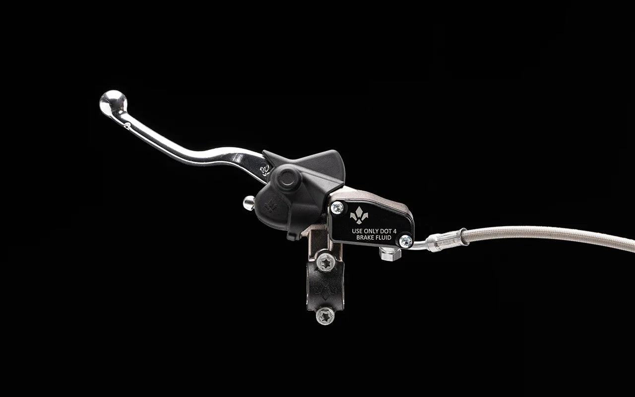 Rear hand brake master cylinder (Formula)