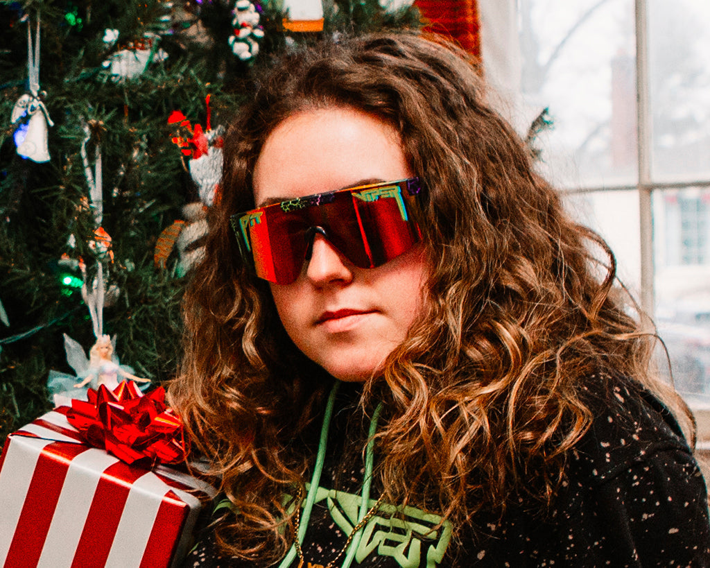 lifestyle - merry christmas, you shocking waves