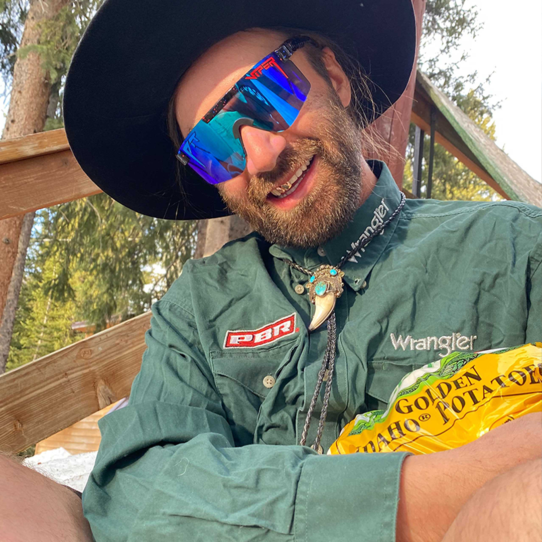 The Absolute Liberty Polarized single lifestyle