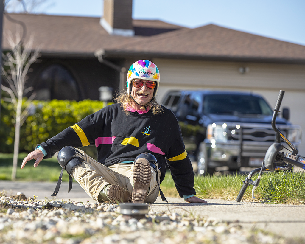 Lifestyle - corduroy photochromic wheelie