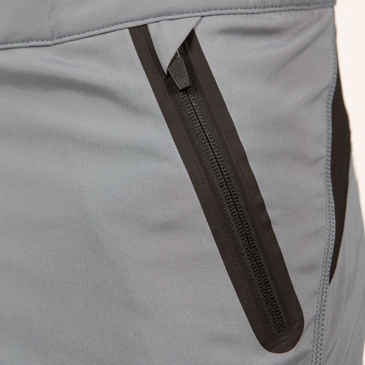 Crossline 2.0 Short - Grey