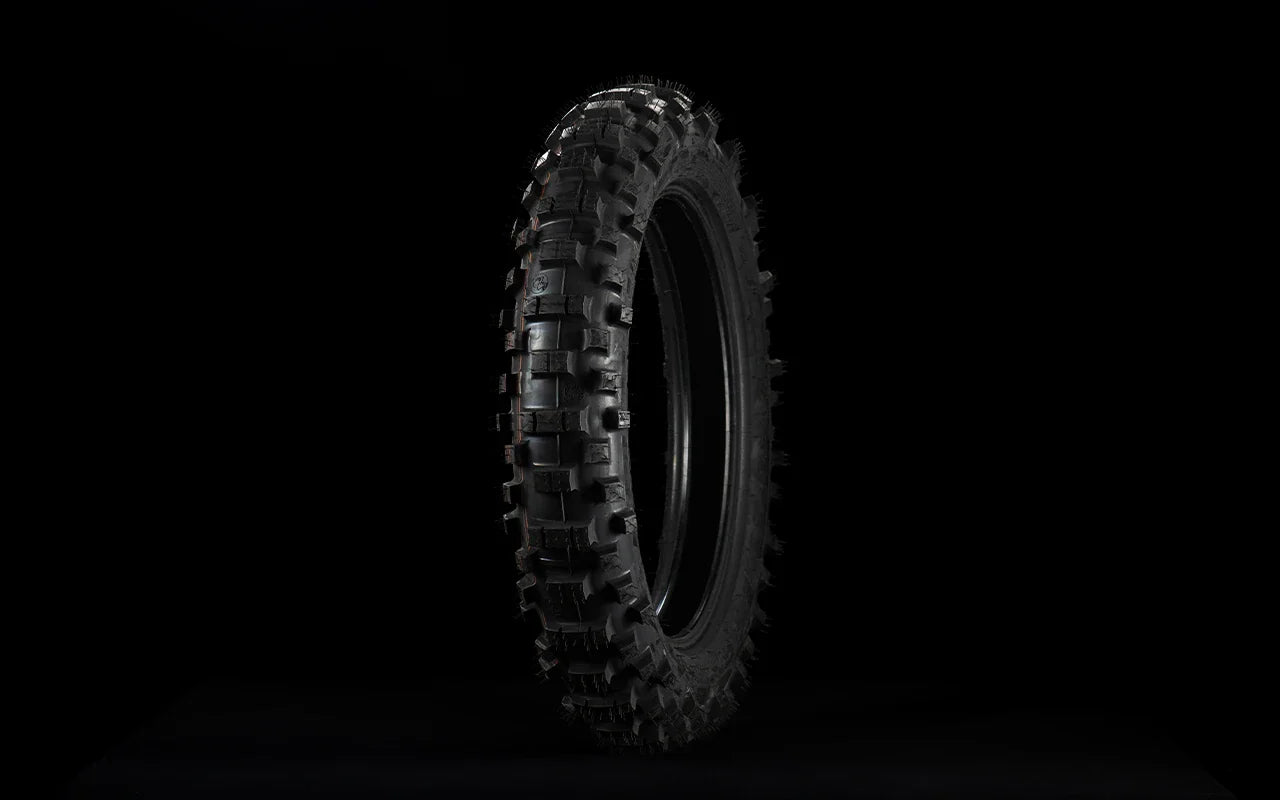 Rear tire Metzeler medium 140/80-18