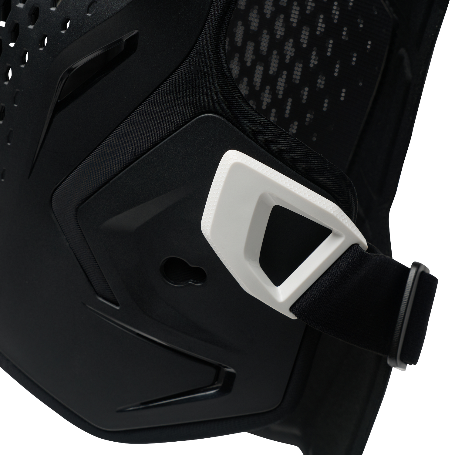 YTH R3 - BLACK