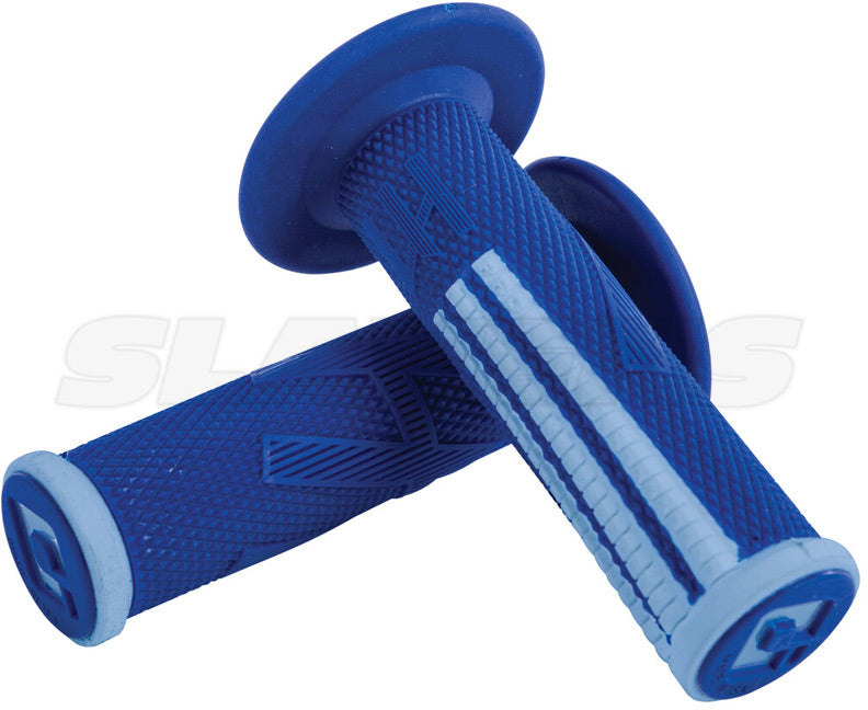 EMIG2 PRO Lock On V2 Grip in Blue/Blue, close-up detail on handlebar grip texture and color