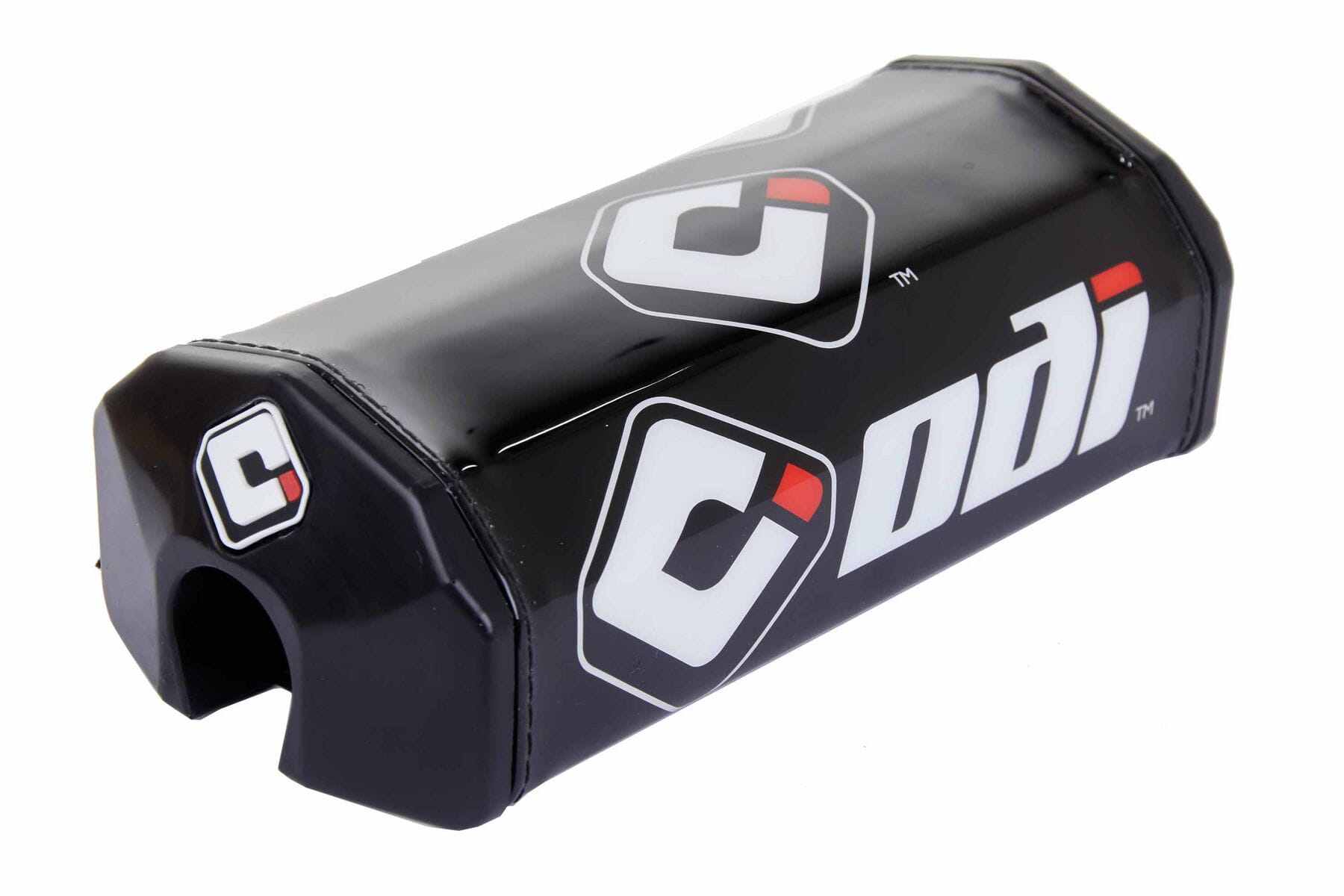 Cross-bar pad Flight - square, protective padding for cross-bars, designed for safety and comfort in various sports activities.